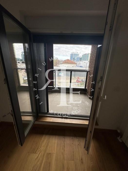 Stan Prodaja Beograd Tošin Bunar 70 m2