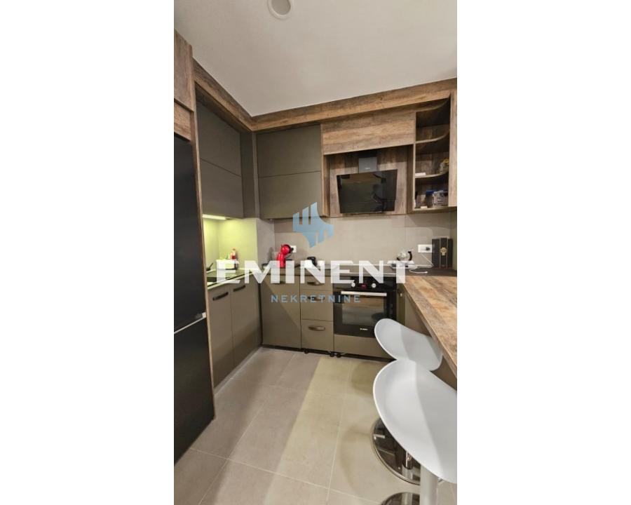 Stan Izdavanje Beograd Hotel YU 86 m2