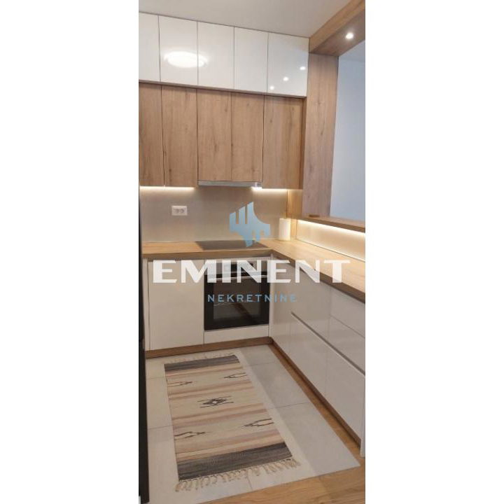 Stan Izdavanje Beograd Blok 65 50 m2