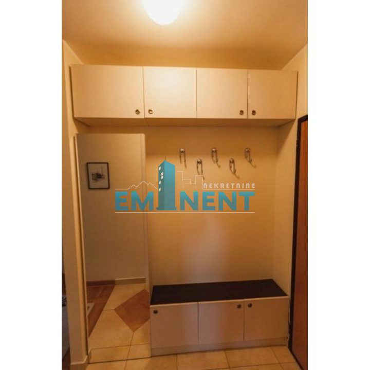 Dvosoban stan za izdavanje, Čubura, Beograd, 47m², 750 €/mes