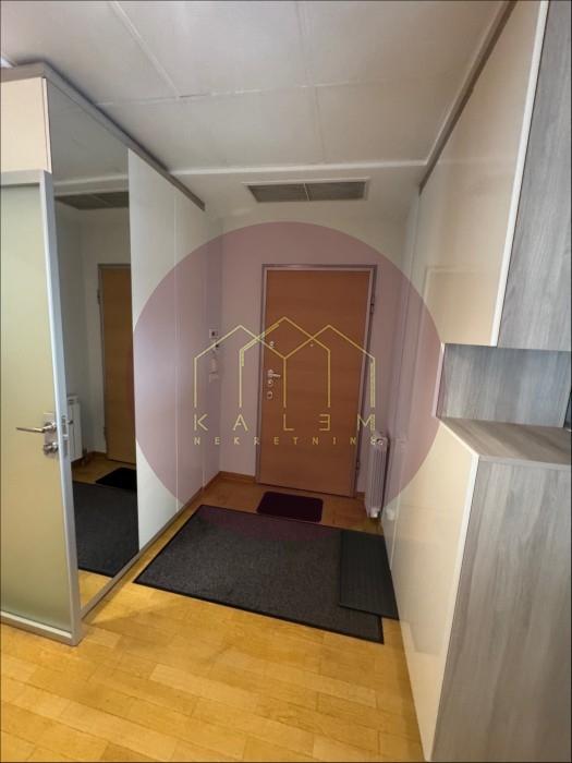 Stan Izdavanje Beograd Vukov Spomenik 125 m2