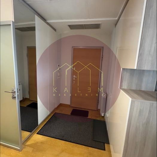 Stan Izdavanje Beograd Vukov Spomenik 125 m2