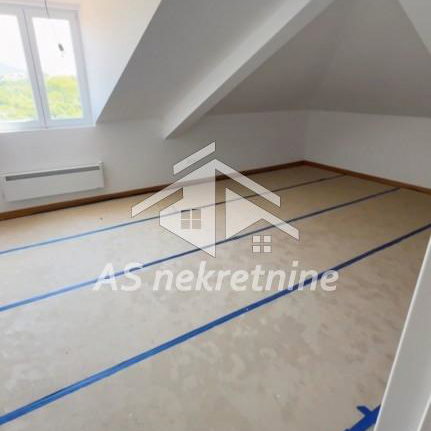 Trosoban stan na prodaju, Jajinci, Beograd, 128m², 180.000 €