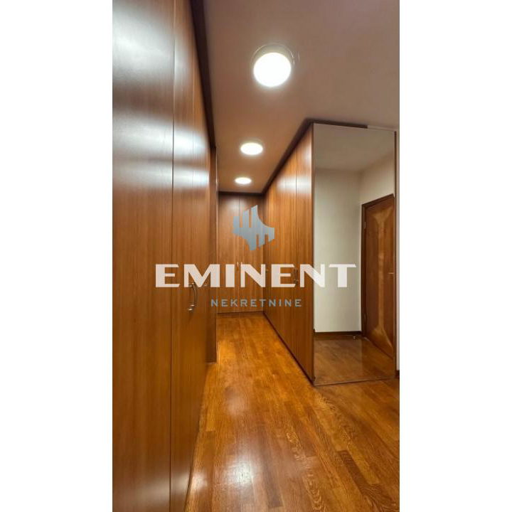 Trosoban stan za izdavanje, Dorćol, Beograd, 140m², 1.400 €/mes