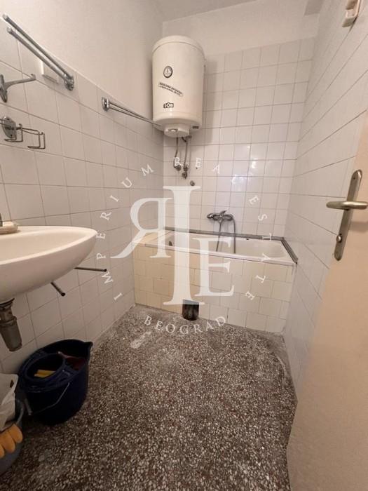 lokali-prodaja-beograd-VIZpVTqHm4 Petosoban stan na prodaju, Banovo Brdo, Beograd, 111m², 315.000 €