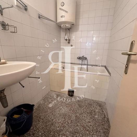 Petosoban stan na prodaju, Banovo Brdo, Beograd, 111m², 315.000 €