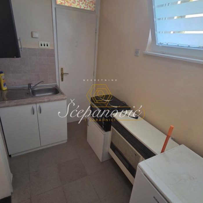 Stan Prodaja Novi Sad  22 m2