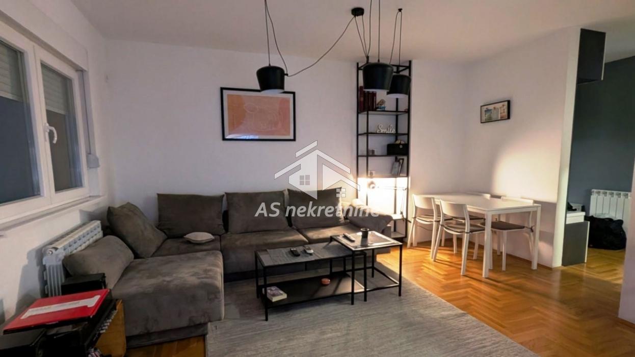 Stan Izdavanje Beograd Blok 72 71 m2