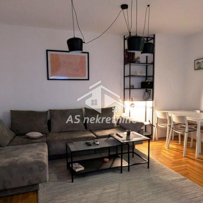 Stan Izdavanje Beograd Blok 72 71 m2