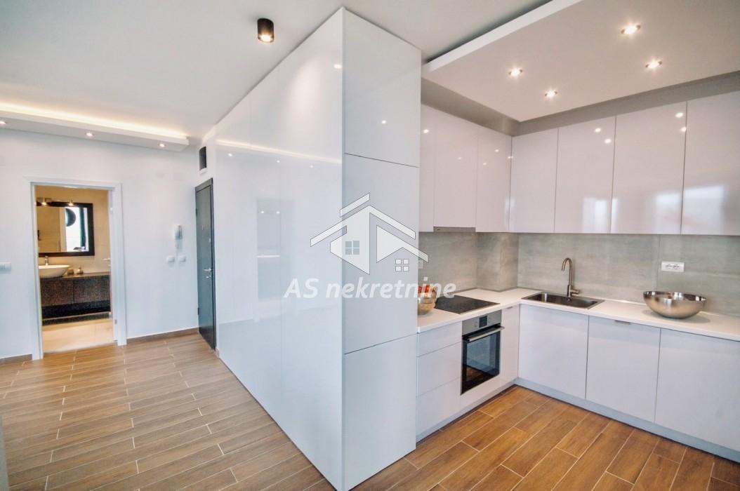 Stan Izdavanje Beograd Stan Izdavanje Beograd Čubura 92 m2