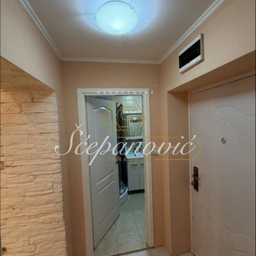 Stan Prodaja Novi Sad  47 m2