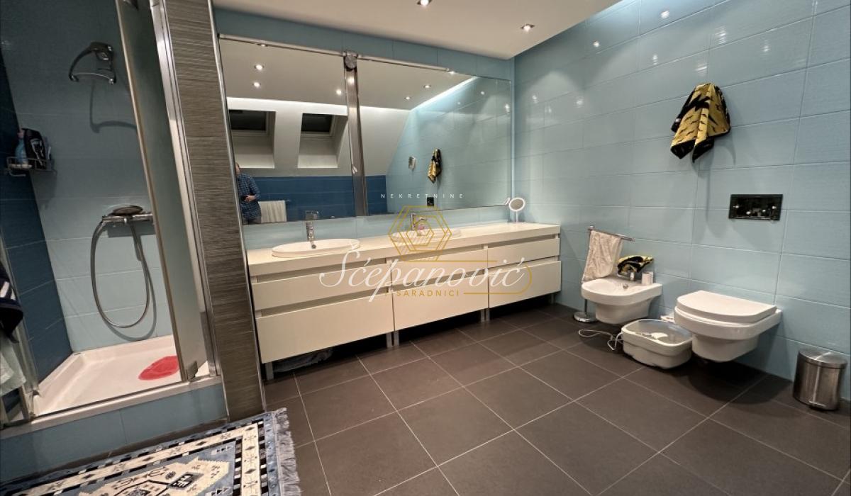 lokali-prodaja-beograd-XfljdN5HaW Višesoban stan za izdavanje, Grbavica, Novi Sad, 310m², 2.500 €/mes