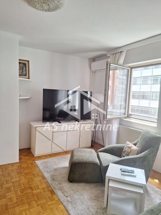 Stan Izdavanje Beograd Tašmajdan 55 m2