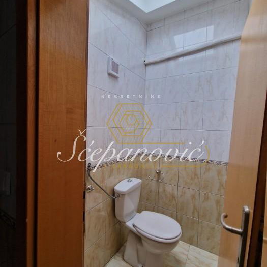 Lokal za izdavanje, Centar, Novi Sad, 92m², 500 €/mes