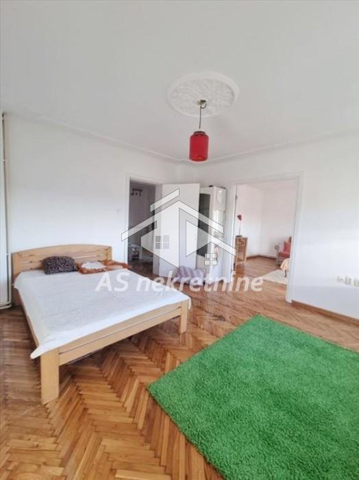 Trosoban stan na prodaju, Hala Pionir, Beograd, 70m², 250.000 €