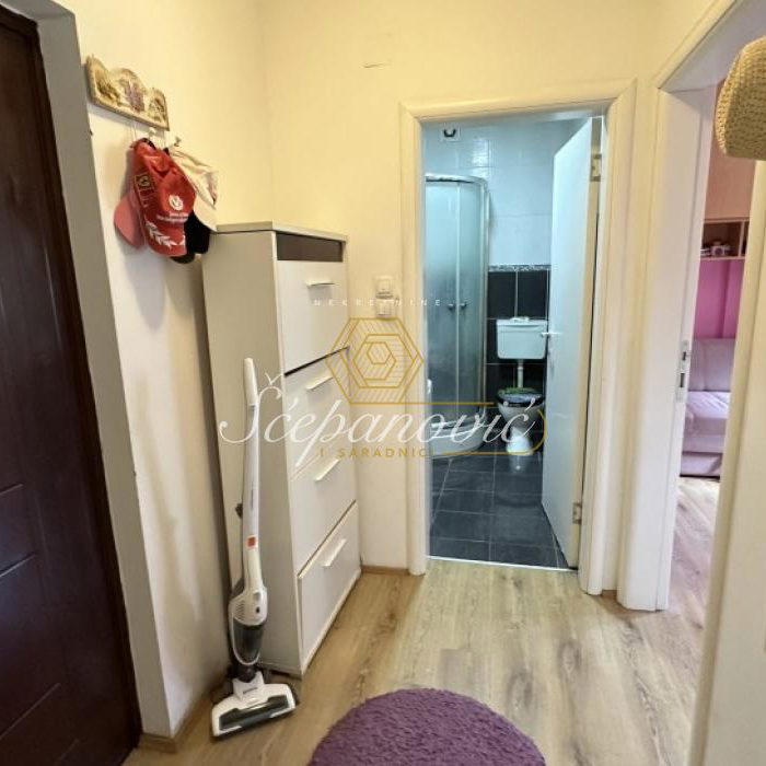Stan Prodaja Novi Sad  33 m2