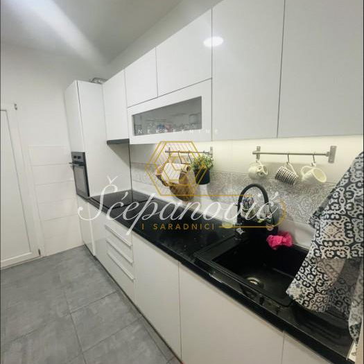 Stan Prodaja Novi Sad  67 m2