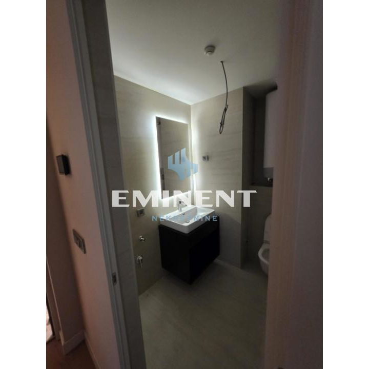 Trosoban stan za izdavanje, Blok 65, Beograd, 80m², 1.700 €/mes