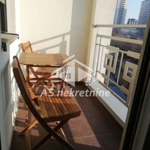 Stan Izdavanje Beograd Hala Pionir 49 m2