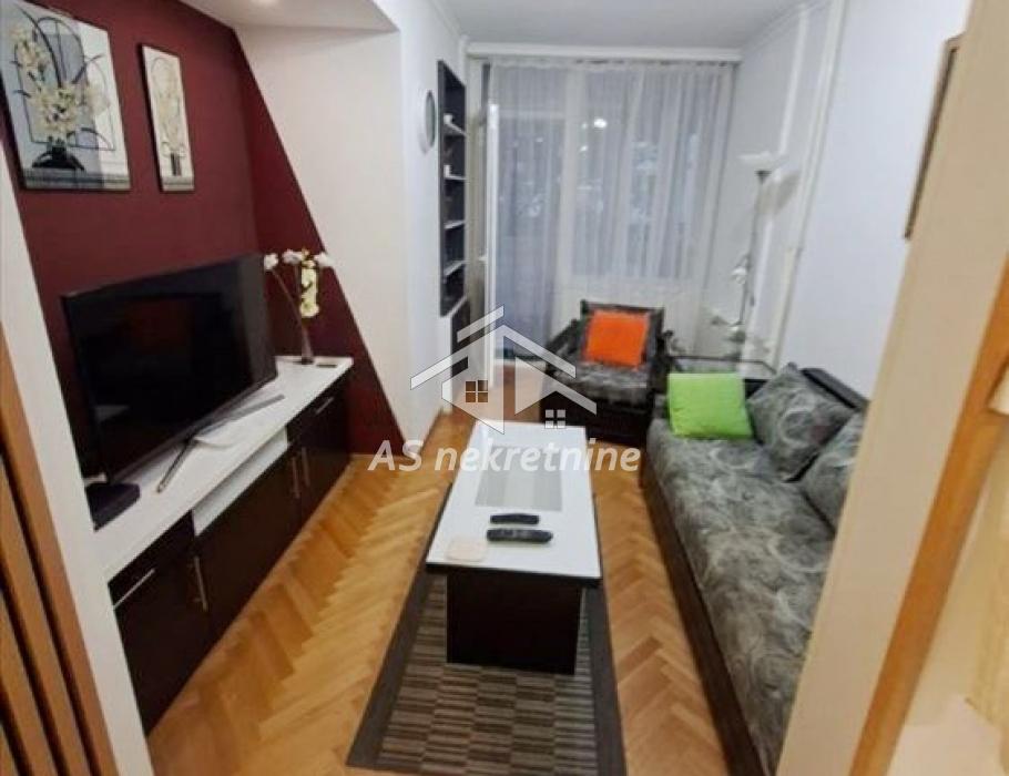 Dvosoban stan za izdavanje, Slavija, Beograd, 47m², 750 €/mes
