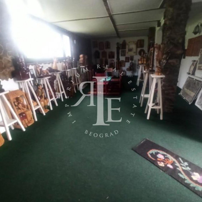 Kuća na prodaju, Mala Moštanica, Beograd, 300m², 189.000 €