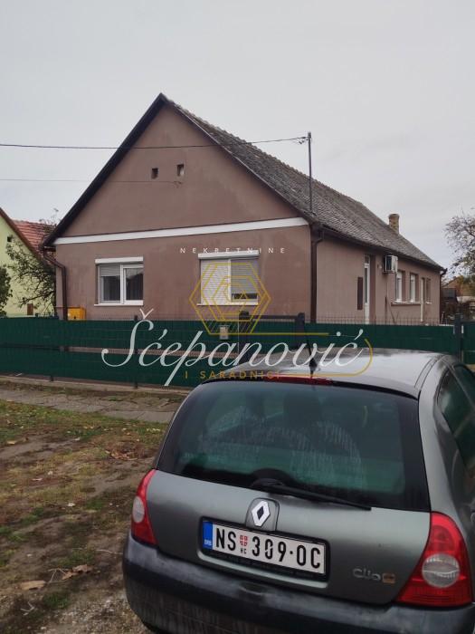 lokali-prodaja-beograd-rn5EoRnzpI Kuća na prodaju, Rumenka, Novi Sad, 145m², 200.000 €