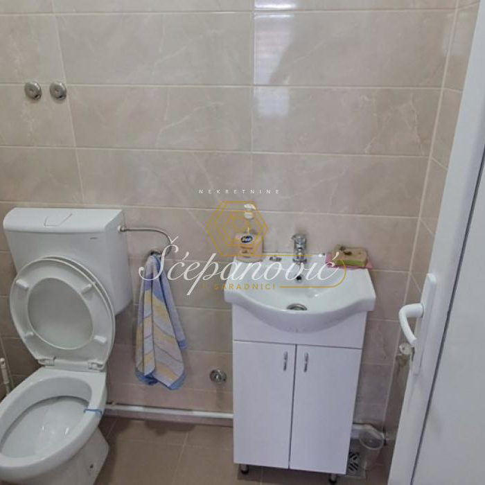 Lokal Izdavanje Novi Sad  139 m2
