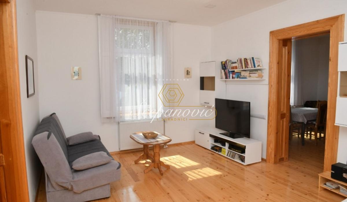 Kuća Prodaja Odžaci  430 m2