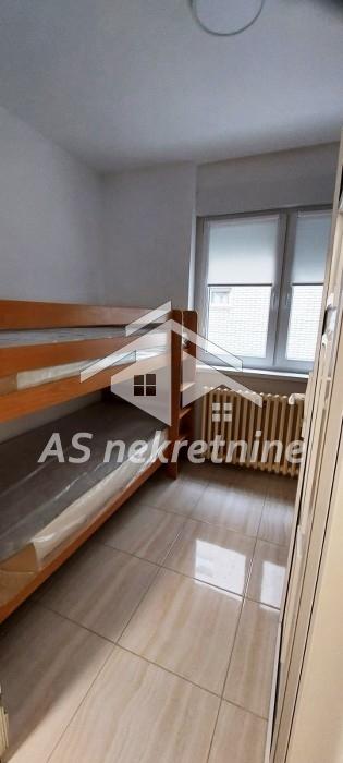 Trosoban stan za izdavanje, Balkanska, Beograd, 58m², 1.000 €/mes