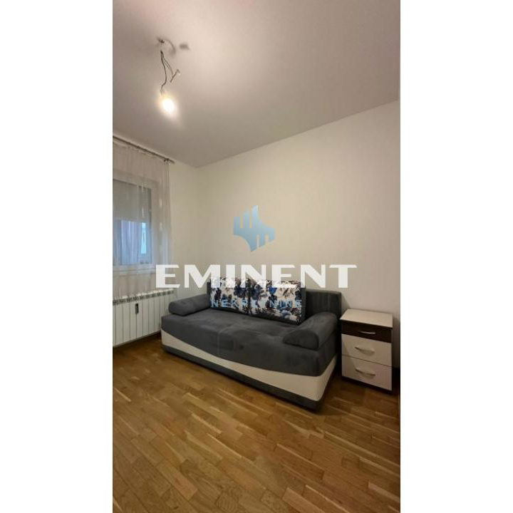 Stan Izdavanje Beograd Blok 61 64 m2