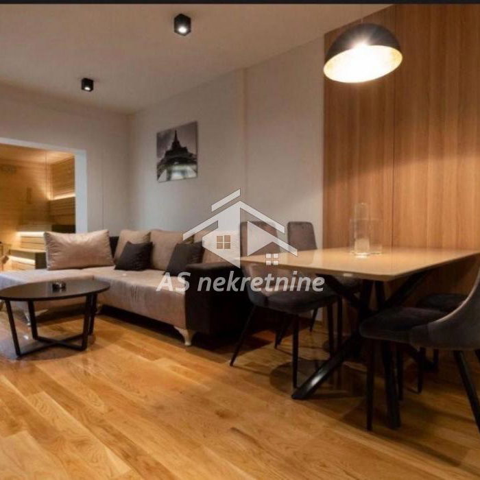 Stan Izdavanje Beograd Južni Bulevar 55 m2