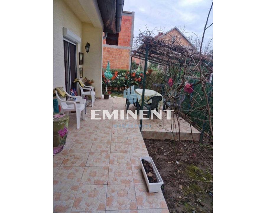 Kuća na prodaju, Altina, Beograd, 219m², 350.000 €