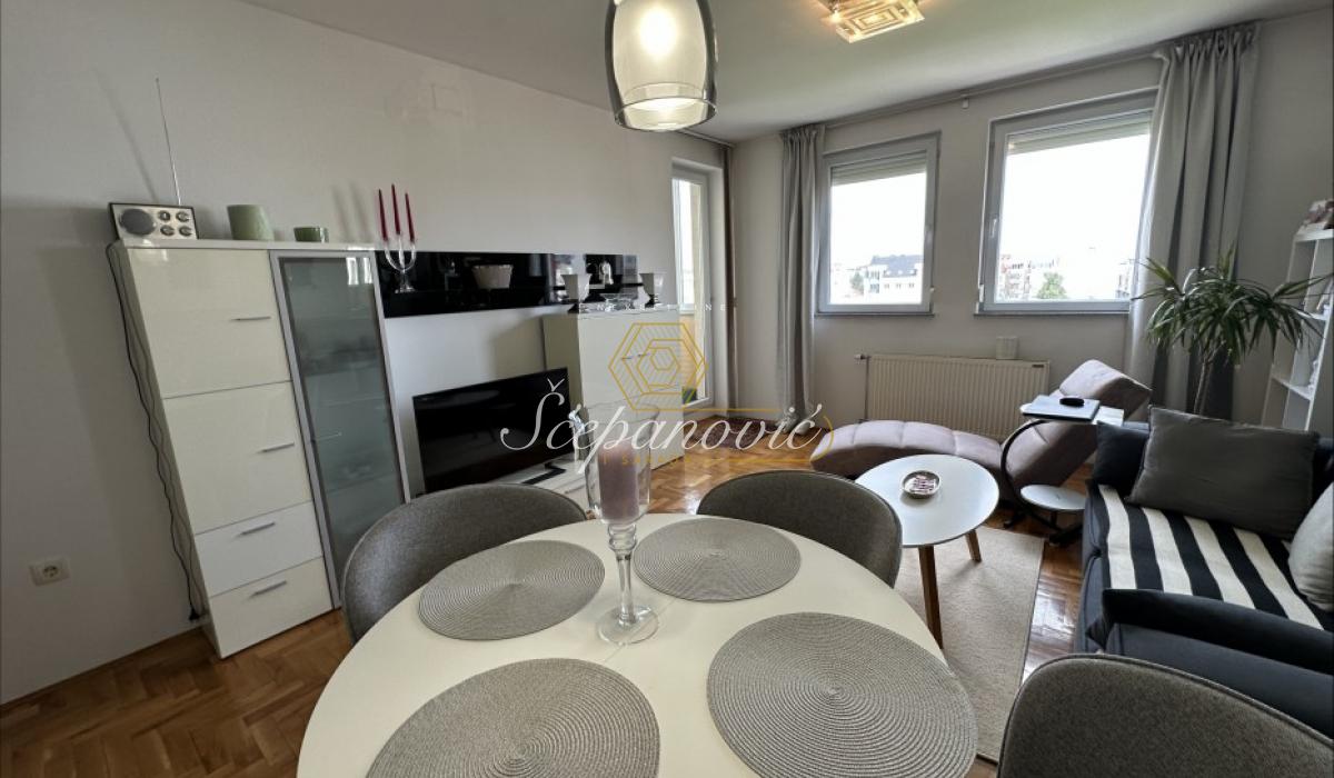 Stan Prodaja Novi Sad  47 m2