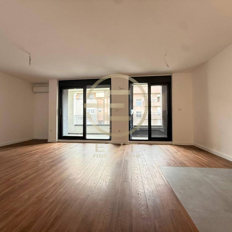 Stan Prodaja Novi Sad  136 m2