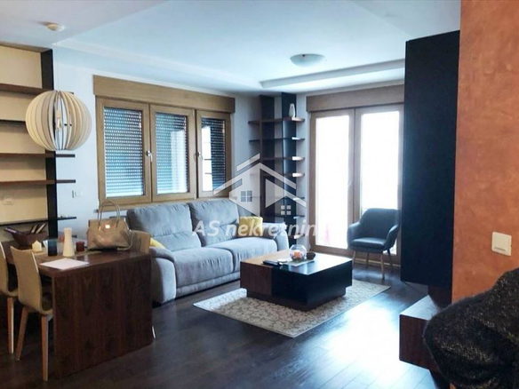 Stan Izdavanje Beograd  70 m2