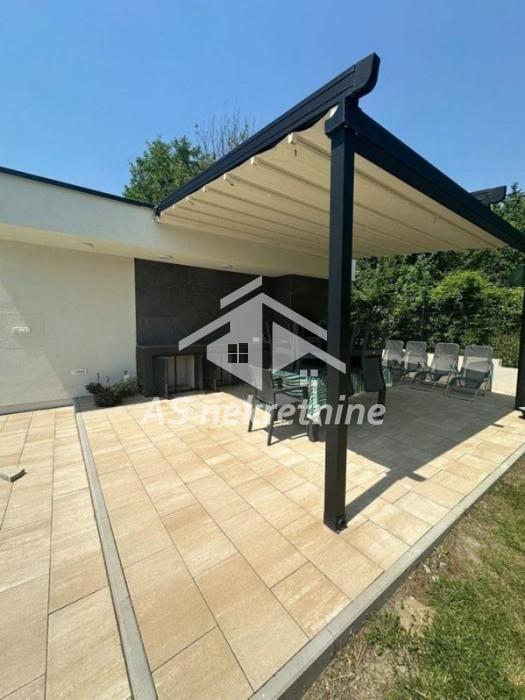 Kuća na prodaju, Vrčin, Beograd, 230m², 800.000 €