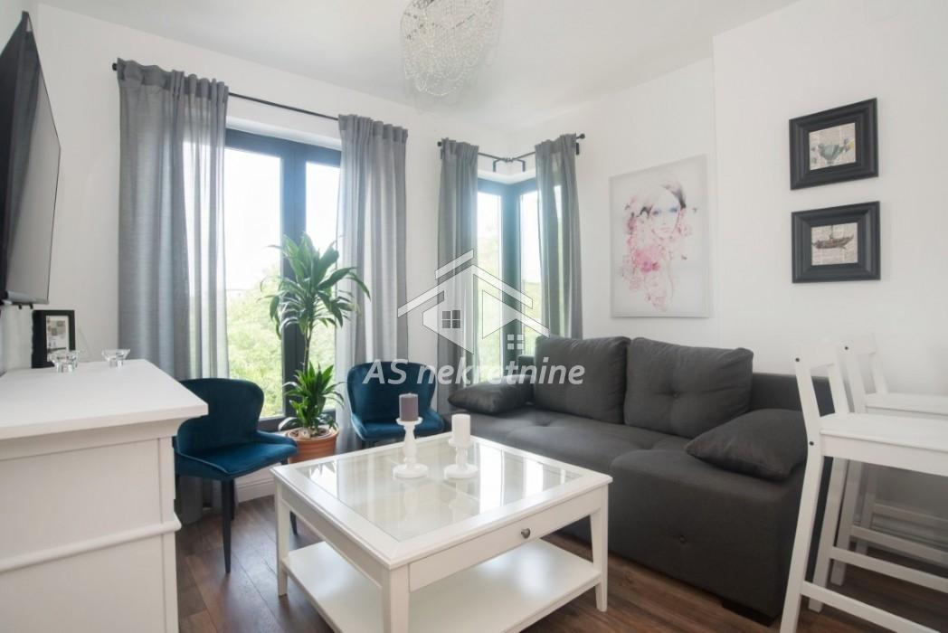 Stan Izdavanje Beograd Stan Izdavanje Beograd Cara Dušana 45 m2