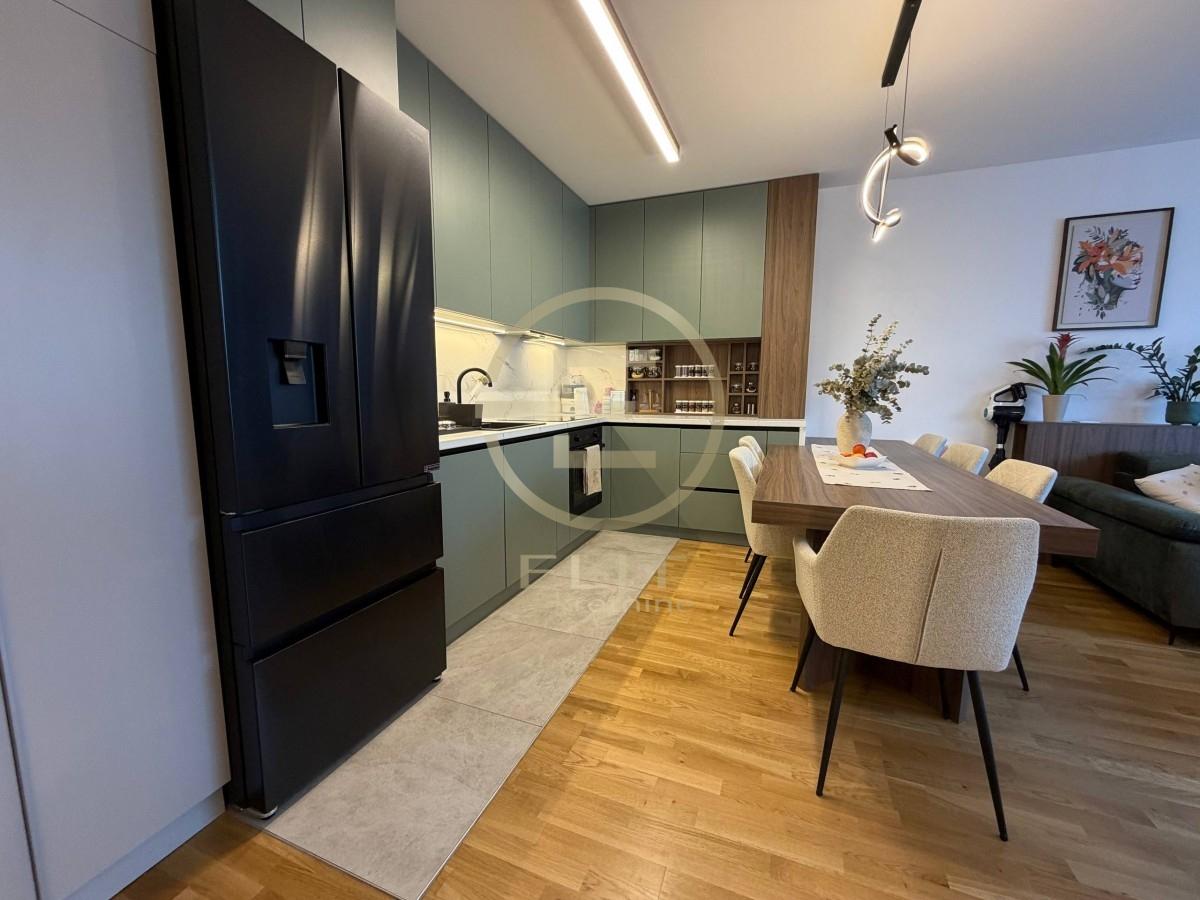 lokali-prodaja-kRrDMaPAU1 Četvorosoban stan na prodaju, Telep, Novi Sad, 77m², 265.000 €