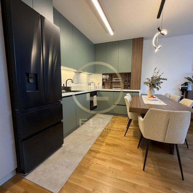 Četvorosoban stan na prodaju, Telep, Novi Sad, 77m², 265.000 €