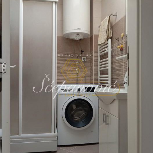 Stan Prodaja Novi Sad  91 m2