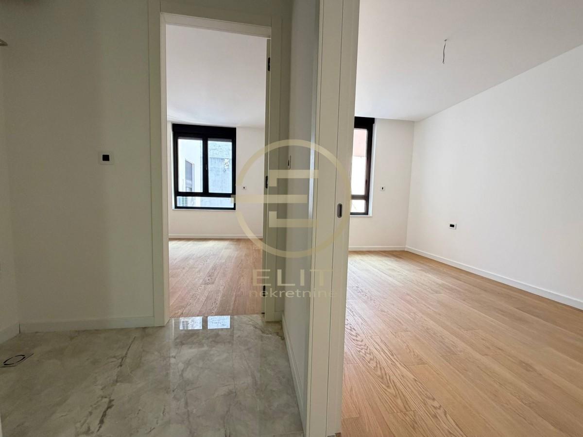 lokali-prodaja-qsBvrL24WB Lokal za izdavanje, Centar, Novi Sad, 126m², 1.890 €/mes