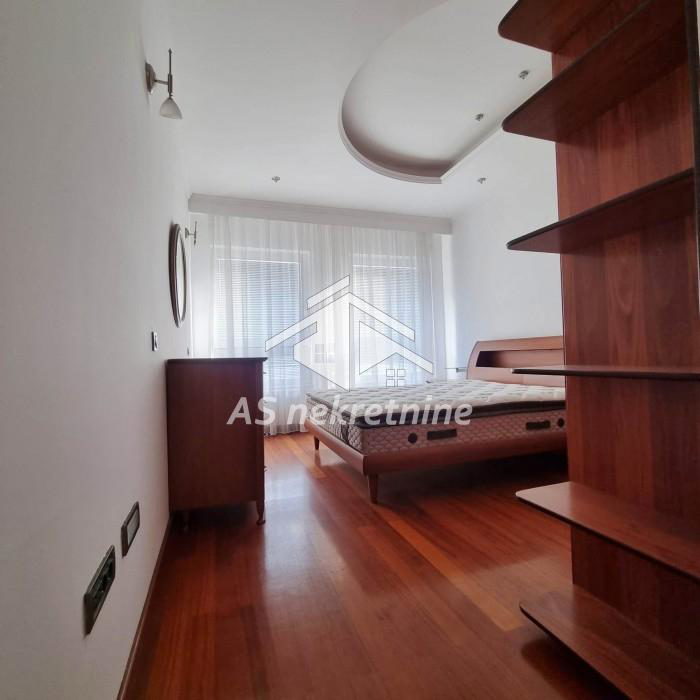 Trosoban stan za izdavanje, Dorćol, Beograd, 120m², 2.000 €/mes