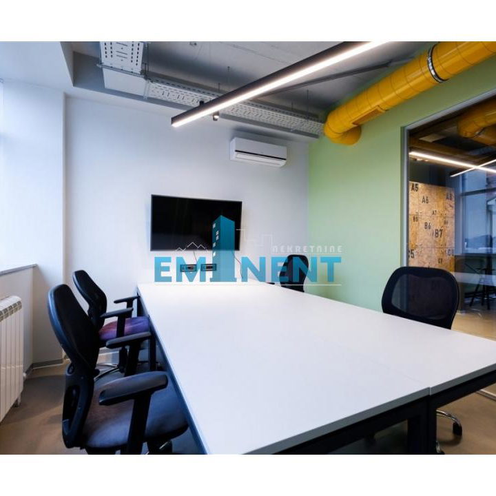 Lokal za izdavanje, Banovo Brdo, Beograd, 311m², 7.000 €/mes