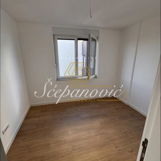 Stan Prodaja Novi Sad  72 m2