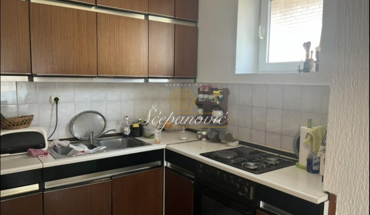 Kuća Prodaja Novi Sad  326 m2