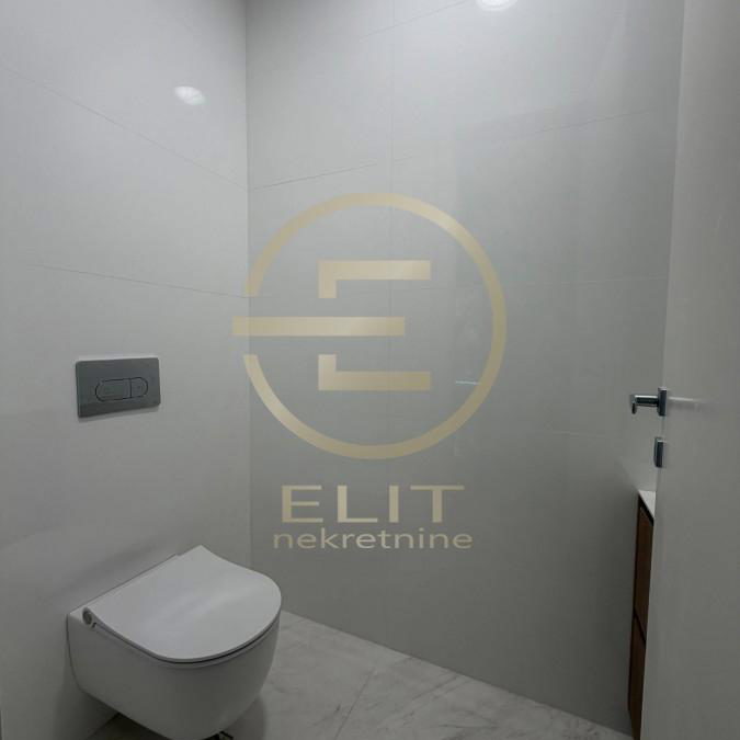 Lokal za izdavanje, Centar, Novi Sad, 126m², 1.890 €/mes