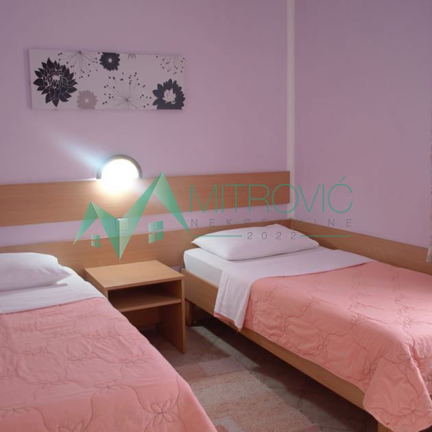 Lokal Prodaja Novi Sad  362 m2