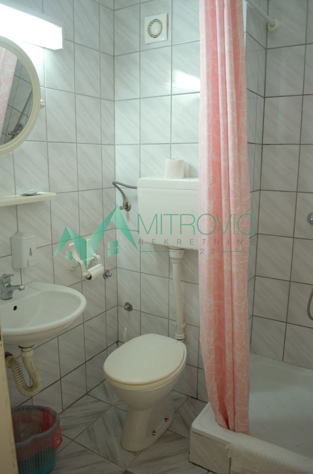lokali-sremska-kamenica-8000137-6rdrk Lokal na prodaju, Sremska Kamenica, Novi Sad, 362m², 988.800 €