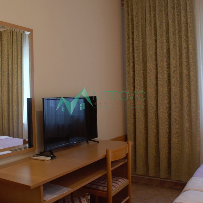Lokal Prodaja Novi Sad  362 m2