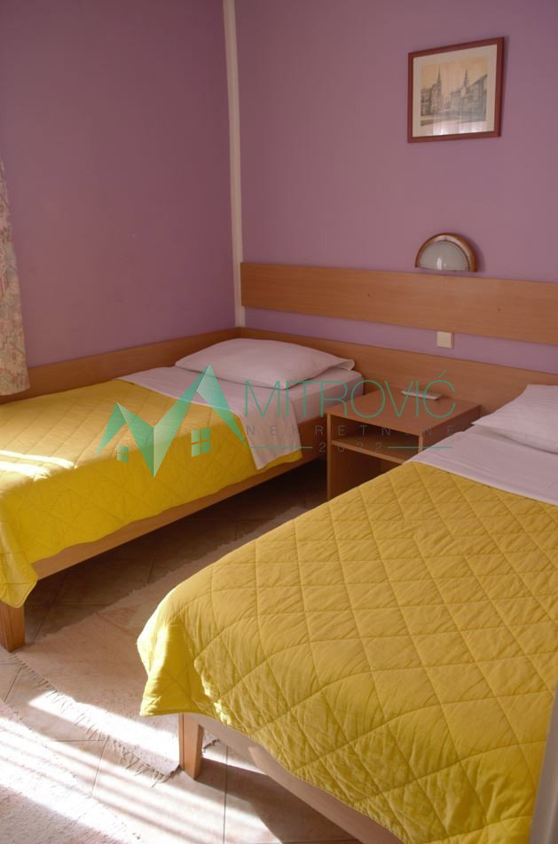 lokali-sremska-kamenica-8000137-rnvel Lokal Prodaja Novi Sad 362 m2